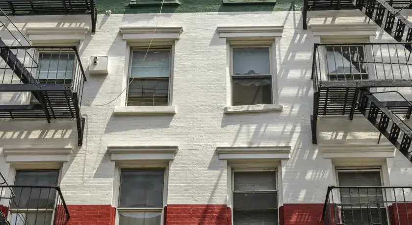 Chrystie Street Apartments
