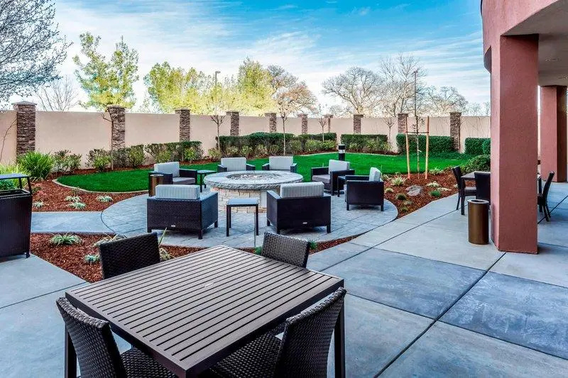 Courtyard by Marriott Roseville Galleria Mall/Creekside Ridge Drive - Chambres