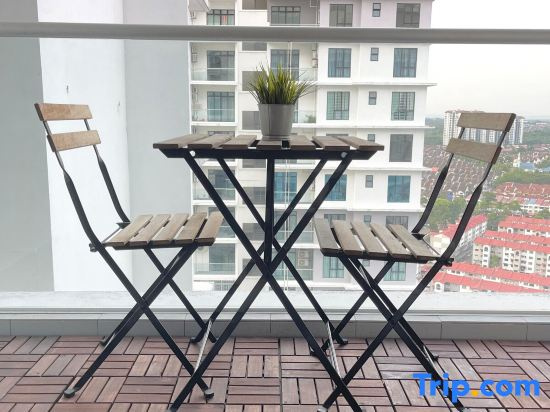 Platino Residence 1MinTo ParadigmMall 2-4pax
