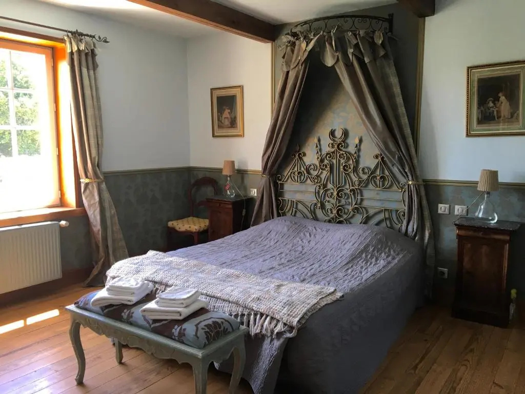 Standard Double room with garden view (full double bed)