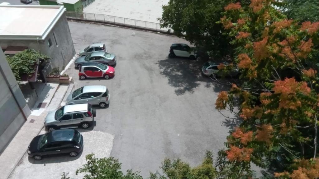 ESSENTIAL HOUSE in Centro Città con Parcheggio Privato e WIFI