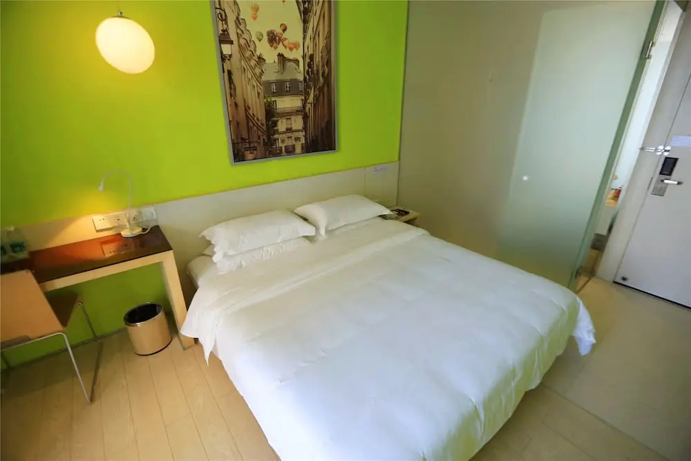 Premium room