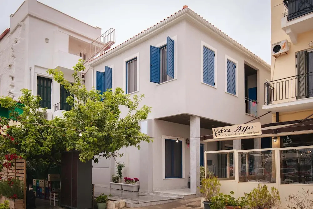 Gytheio Charming Studio - Steps Away From the Sea