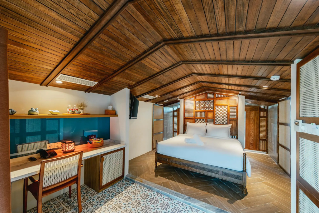 Standard Double room with garden view (full double bed)