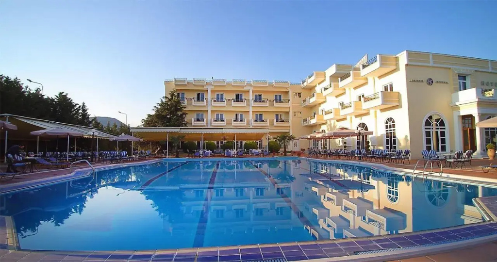Hotel photo 12