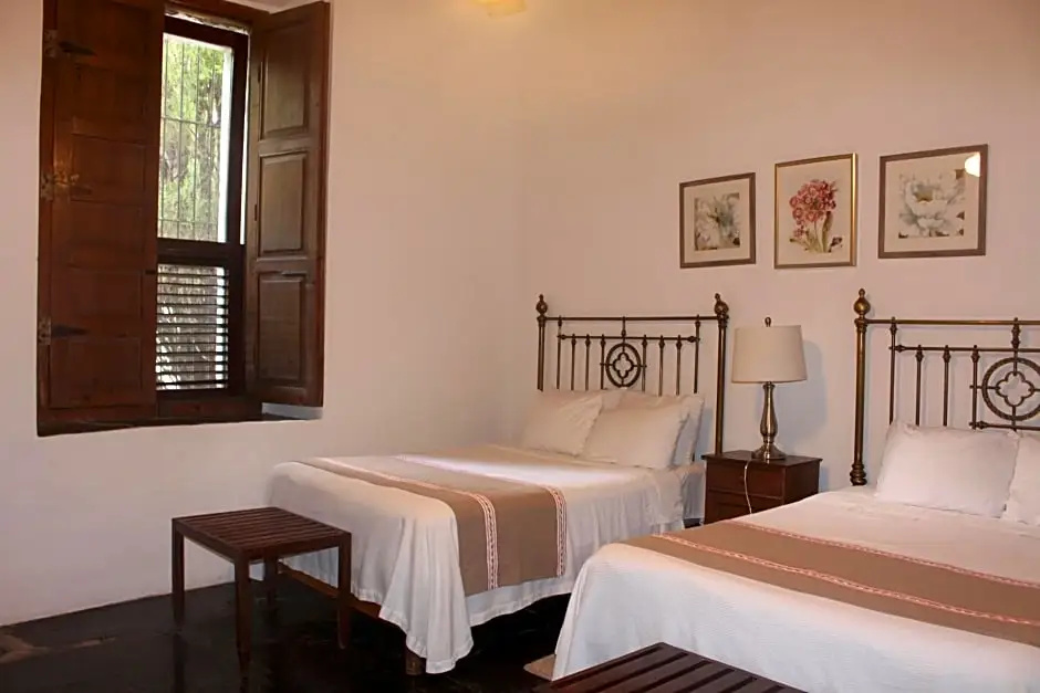 Hotel Hostal El Farol - Chambres