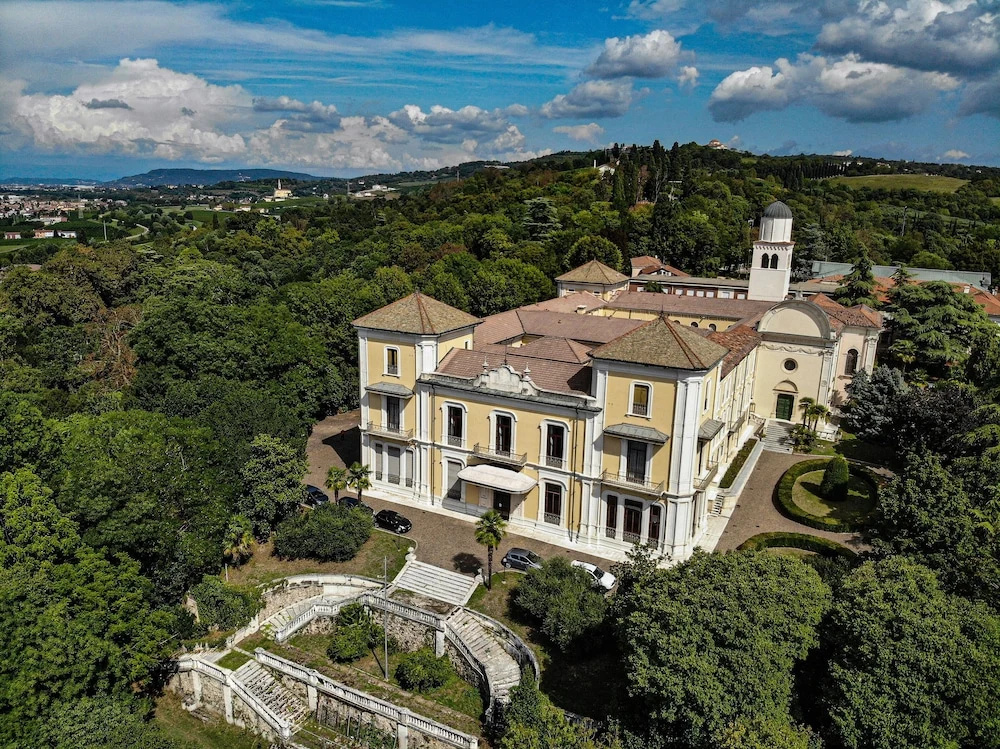 Il Convento di Villa San Fermo