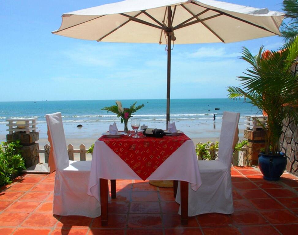 Canary Beach Resort