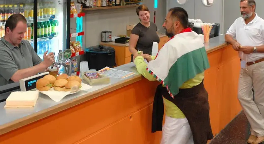 Aréna Savaria Guestrooms - фото 5