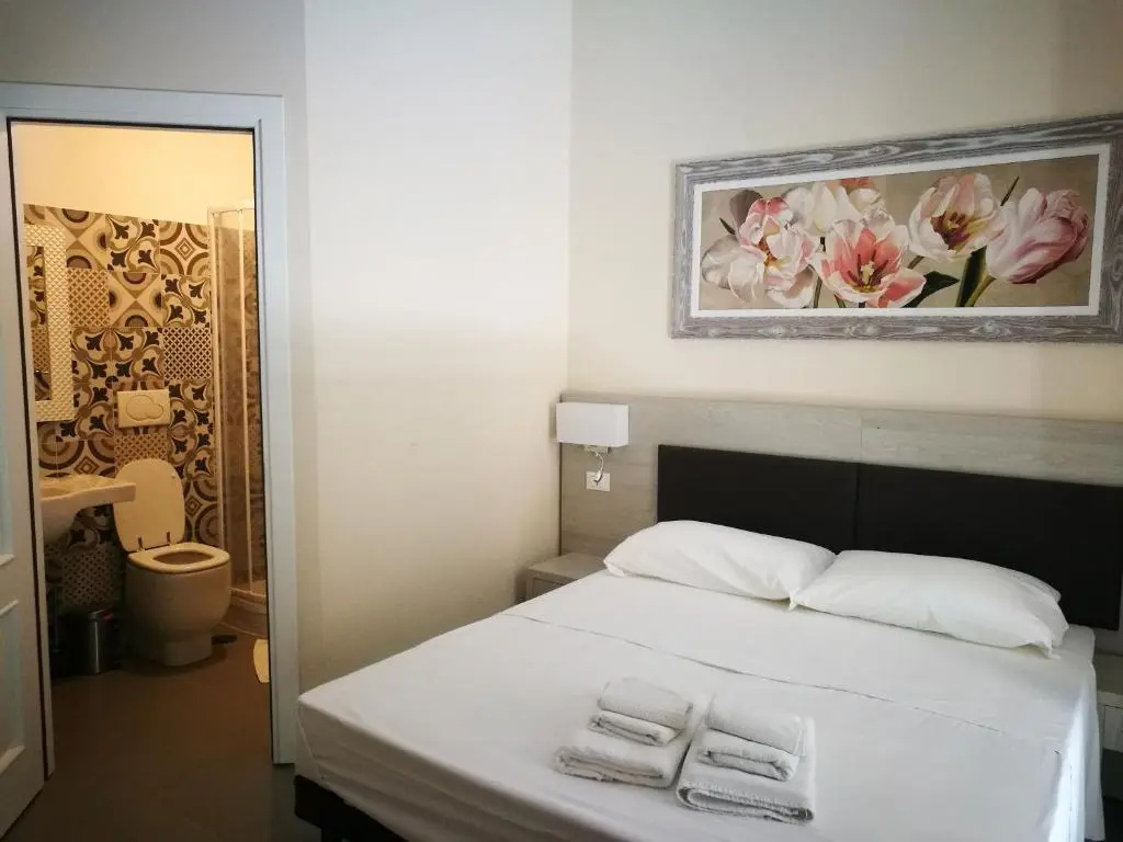 Economy room