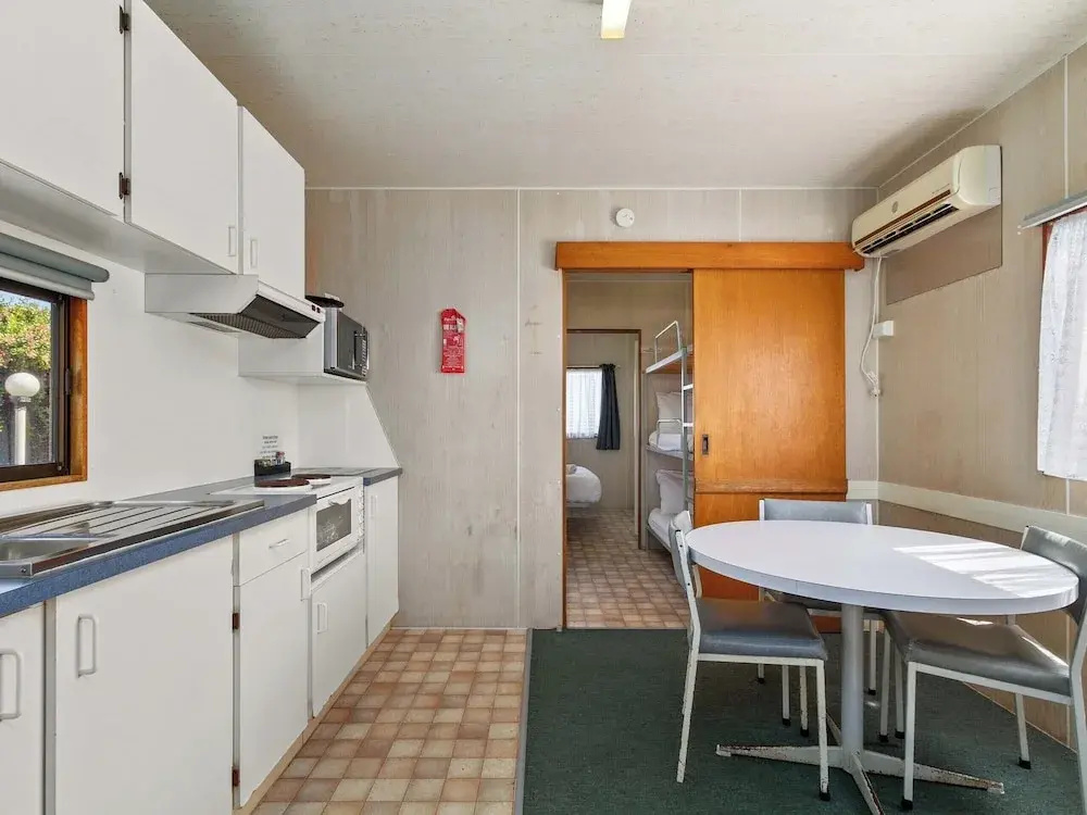 Waters Edge Holiday Park - Chambres