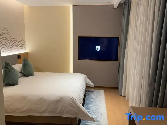 Superior Double room (full double bed)