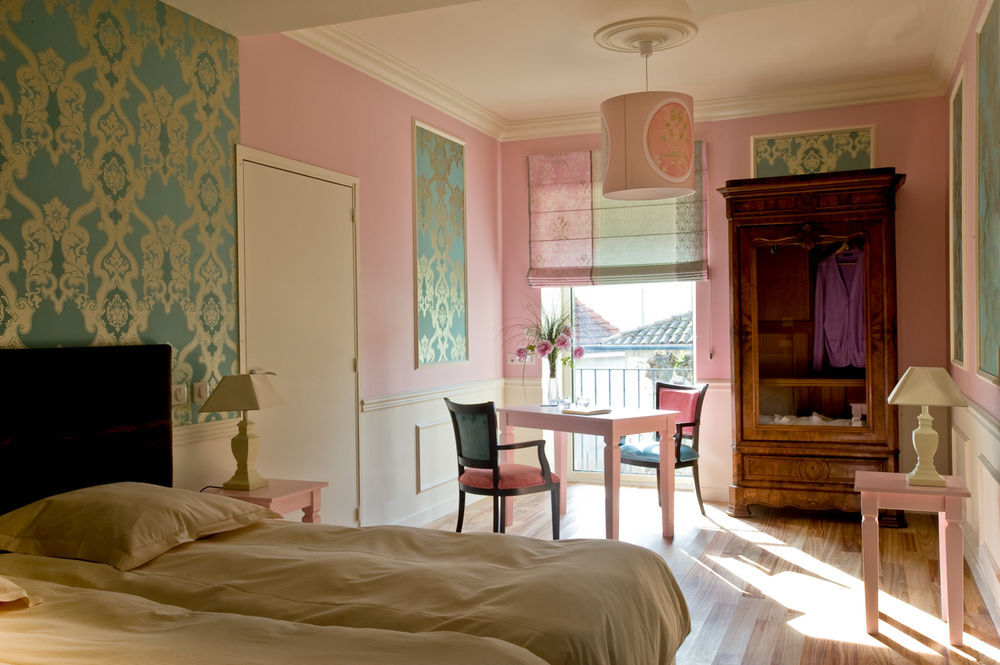 Le Relais de Montmartre by null