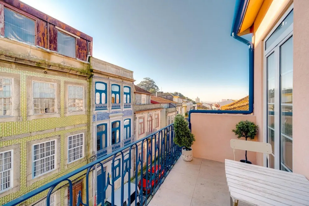 Bonjardim City Flats - Relaxing Terrace