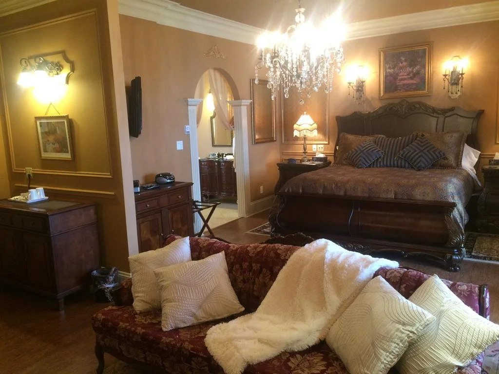 Belle View Manor Inn