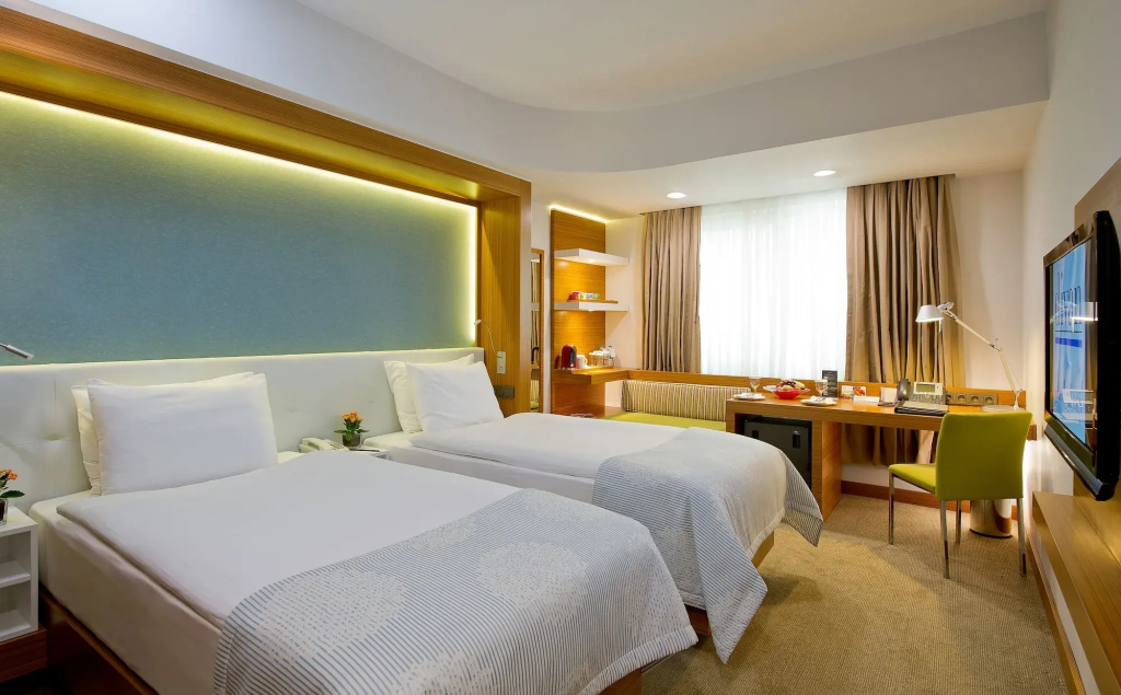 Holiday Inn Istanbul City — Стамбул, Туреччина мініатюра 8