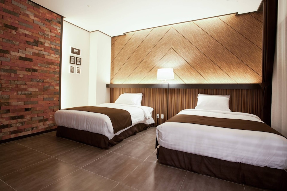 Cs Premier Hotel - Chambres
