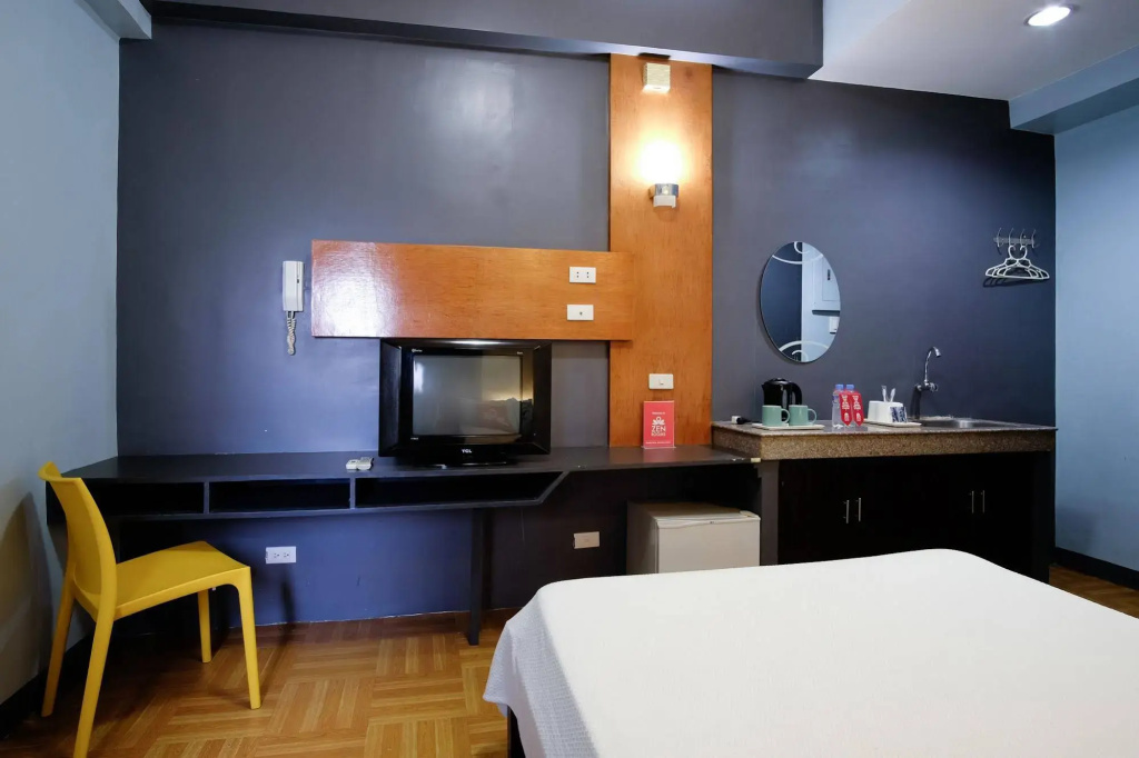 ZEN Rooms Basic Quirino Station - Général