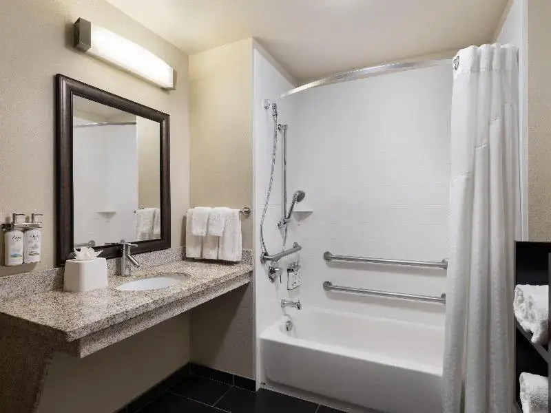 Double Suite (full double bed)