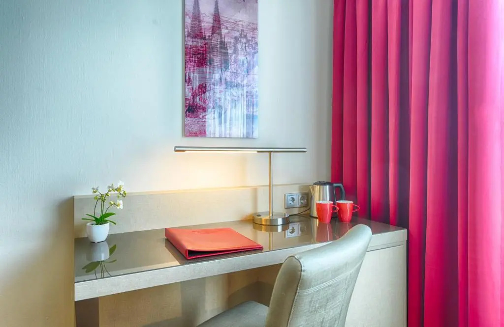 Leonardo Hotel Koeln - Chambres