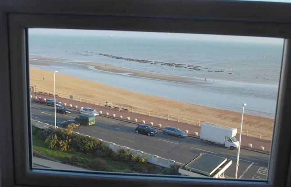 Beach & Waterfront