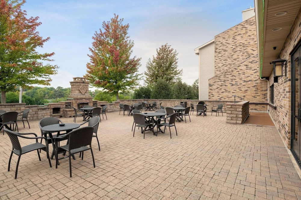 Antioch Hotel & Suites