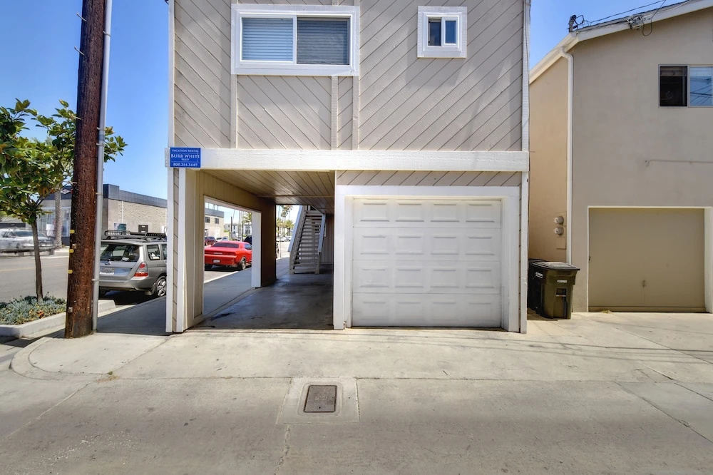 129 27th St B 3 Bedroom Duplex