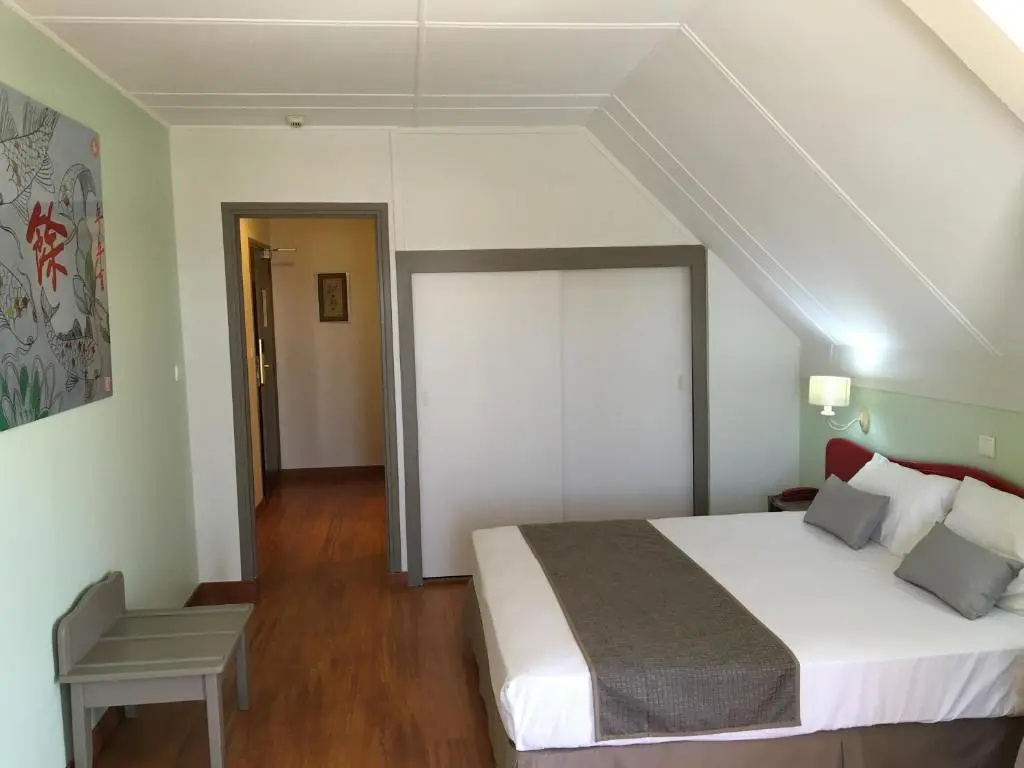 Superior room