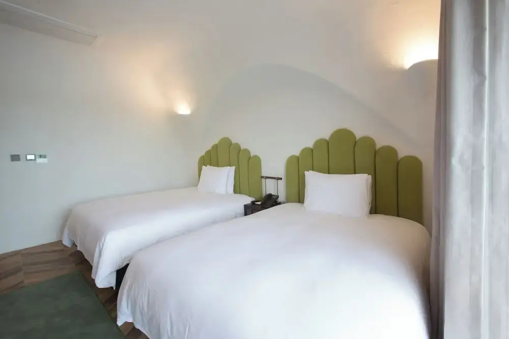 Deluxe Double room (twin beds)