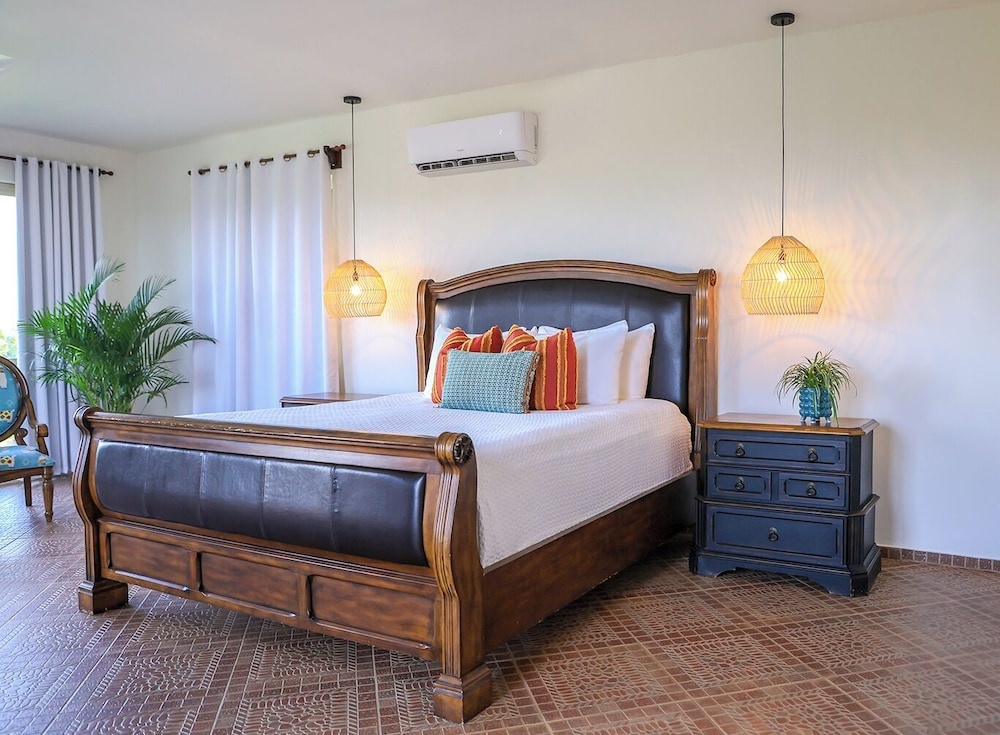 El Regalo Resort