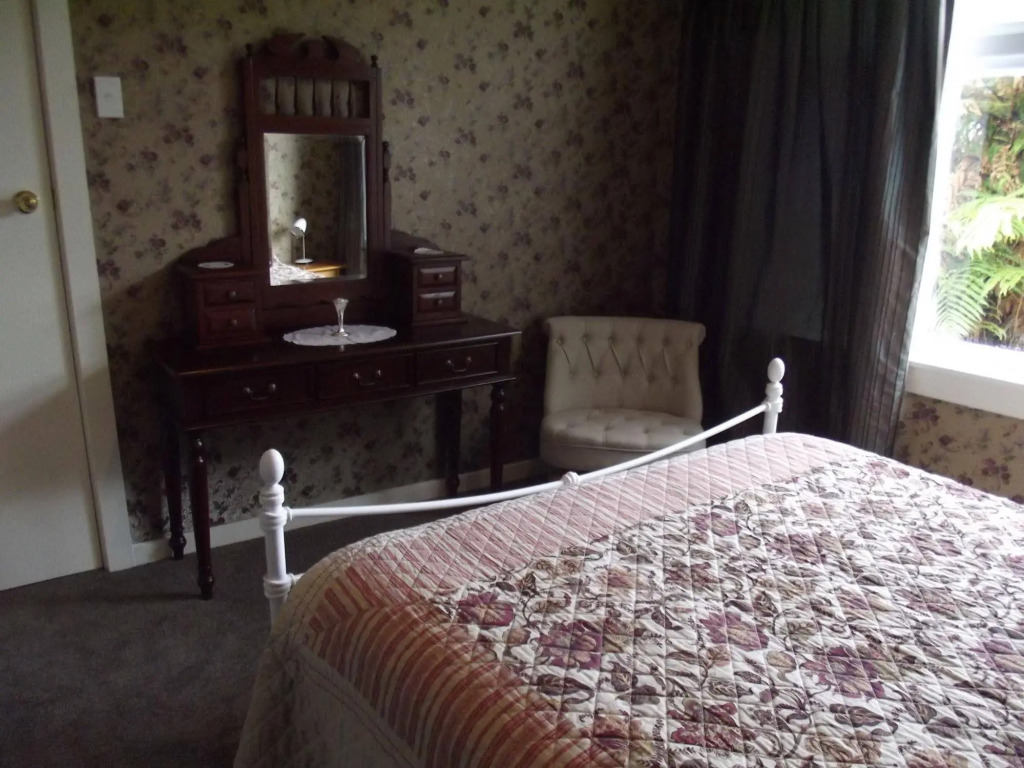 Theatre Royal Hotel by null