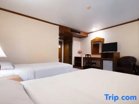 Двухместный номер Standard с видом на море 2 отдельные кровати в Kata Sun Beach Hotel