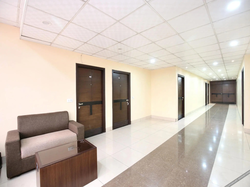 Lobby & Reception