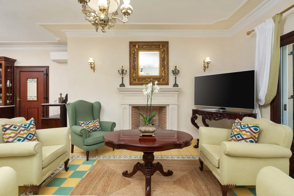 3 Bedrooms Villa