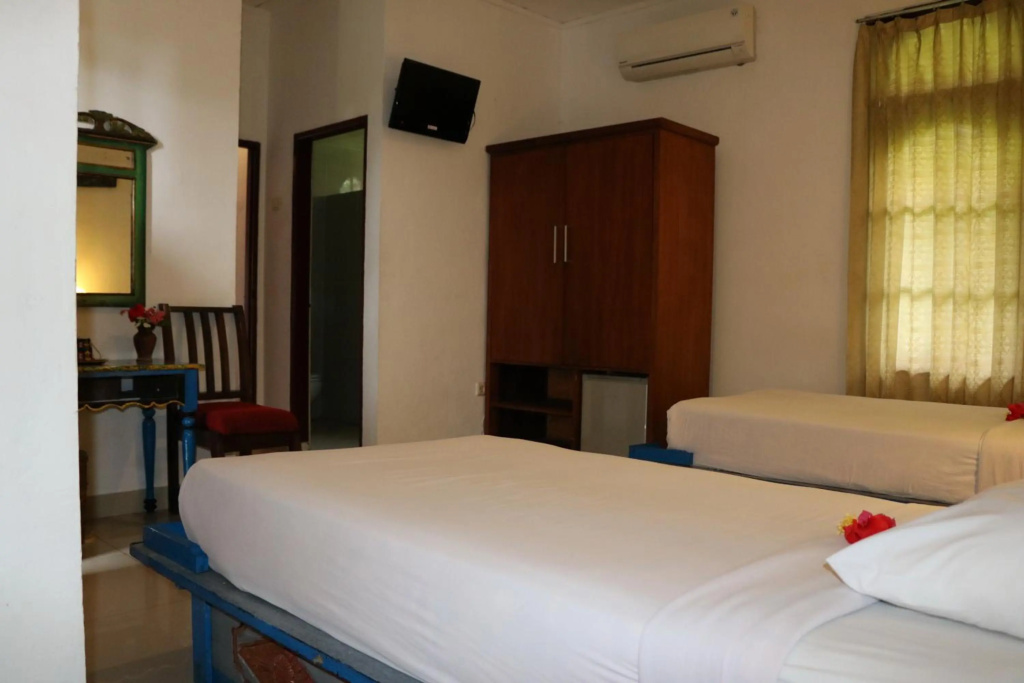 Puri Bunga Senggigi — 3