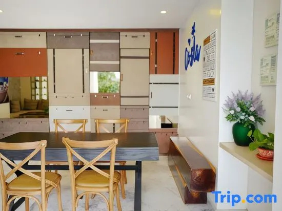 Food & Beverage