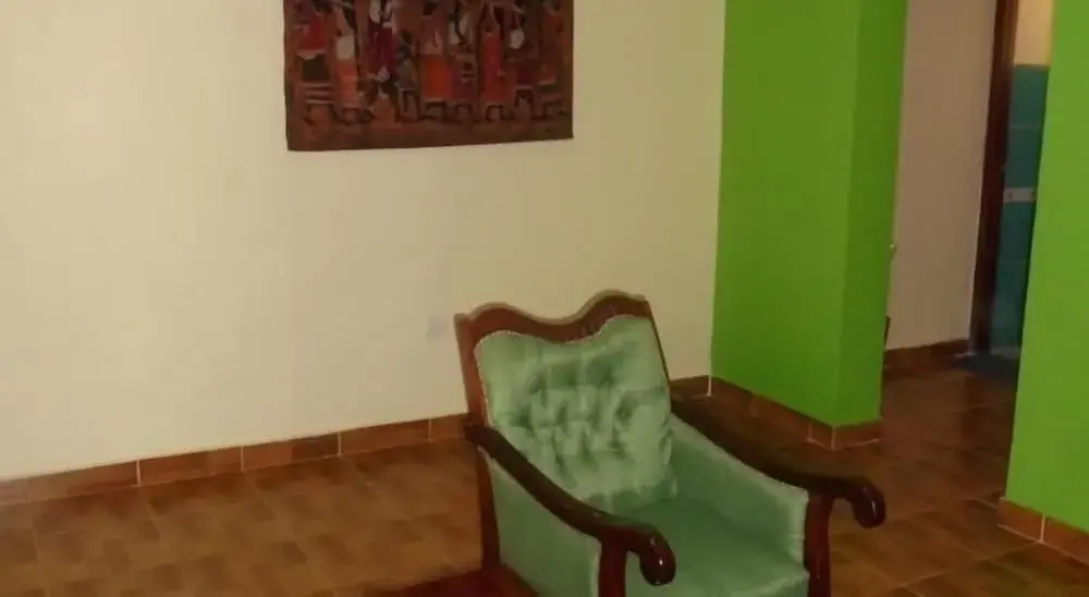 Mayweather Suites - Général