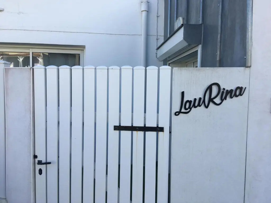 Voir la photo 1 — LauRina - Chambre, SDB, terrasse, arrivée autonome