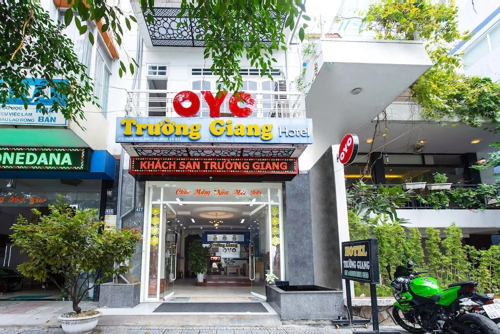Oyo 553 Truong Giang Hotel