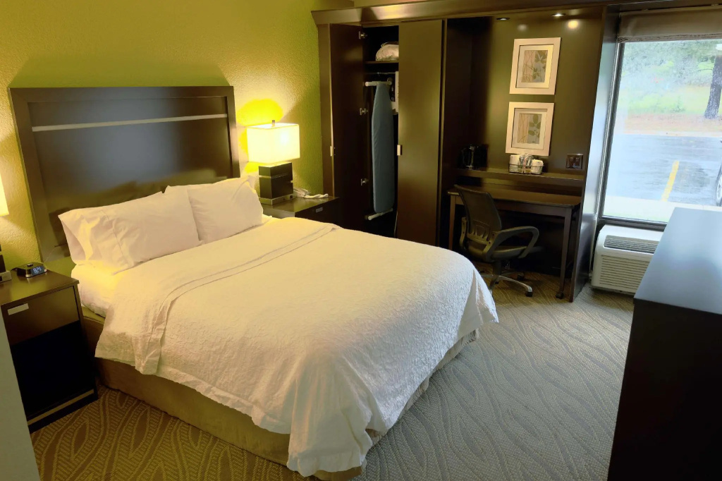 Comfort Inn Cadillac - Chambres