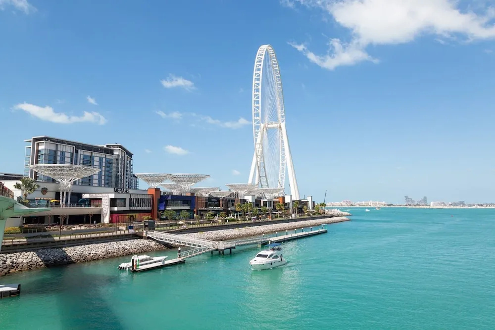 Elegant and Modern 1BR in Dubai Marina!