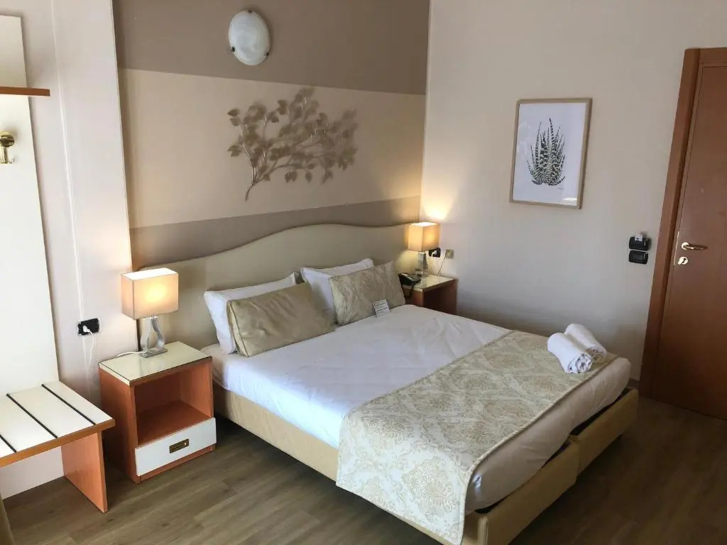 Superior Triple room