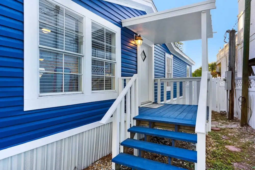 Dockside Retreat