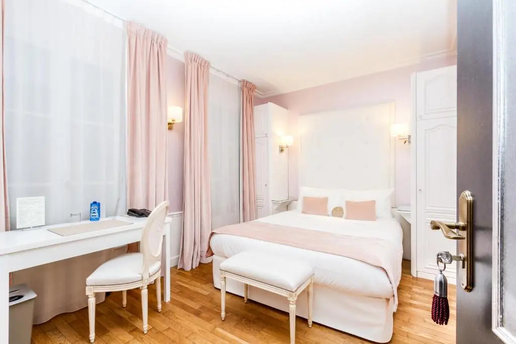 Hôtel Eiffel Trocadéro 51