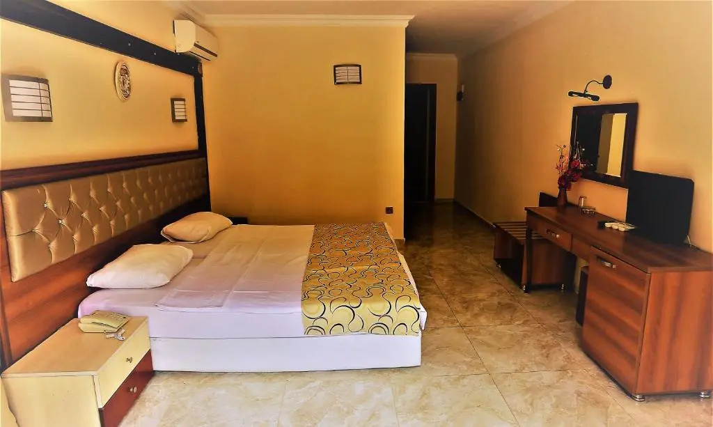 Economy Double room (full double bed)
