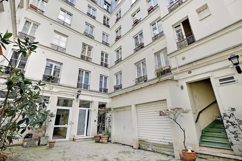 Chic Apartment -2br/6p- Oberkampf/republique — фото