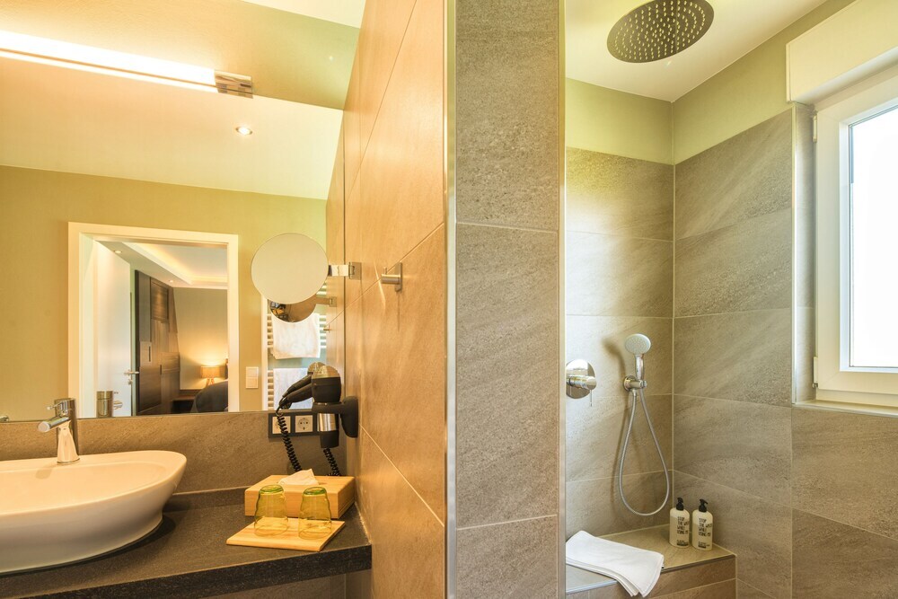 Полулюкс с балконом в Pura Vida Hotel Cuxhaven