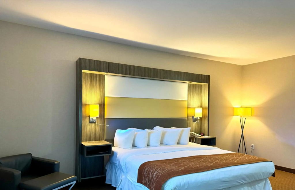 Southfort Inn - фото 50