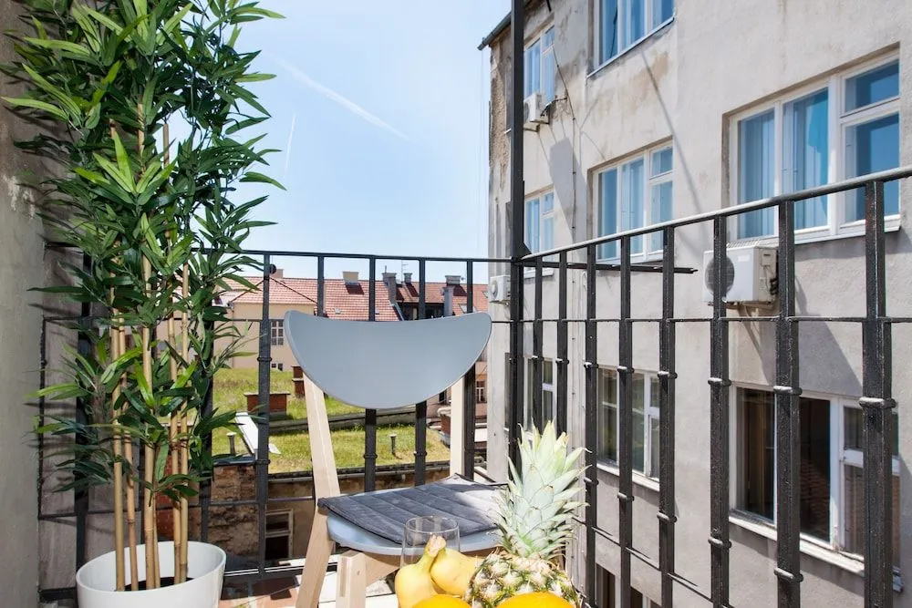 Luxury Main Square Apartments