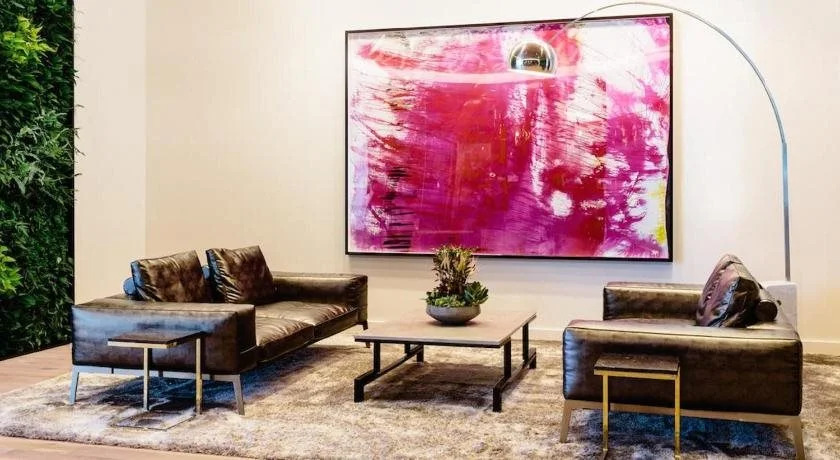 Van Ness — фото 2